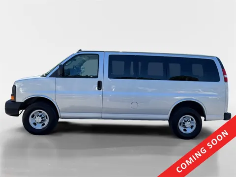 More photos of 2016 Chevrolet Express 2500 Work Van at Cars 4 U LLC, TN