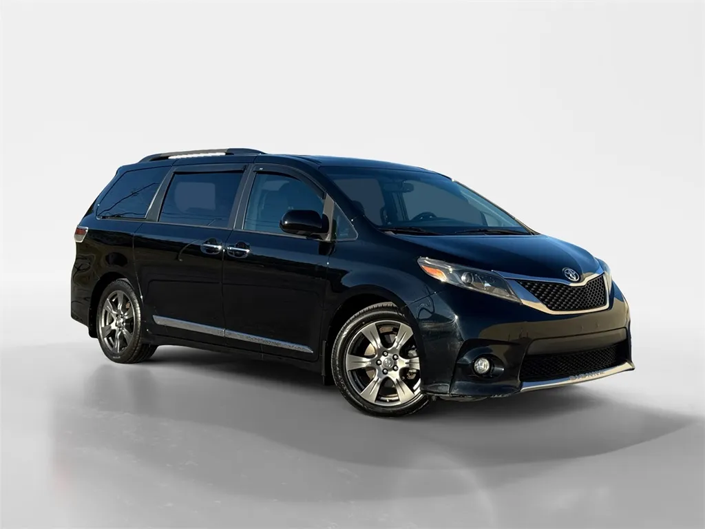 2017 Toyota Sienna SE for sale in Knoxville, TN