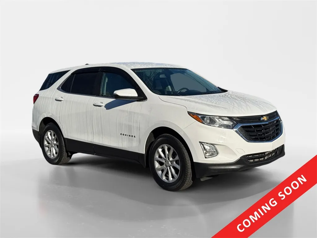 White 2019 Chevrolet Equinox LT for sale in Knoxville, TN