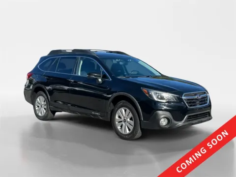 Black 2018 Subaru Outback 2.5i Premium for sale in Knoxville, TN