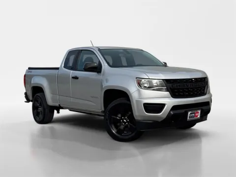 Silver 2018 Chevrolet Colorado LT for sale in Knoxville, TN