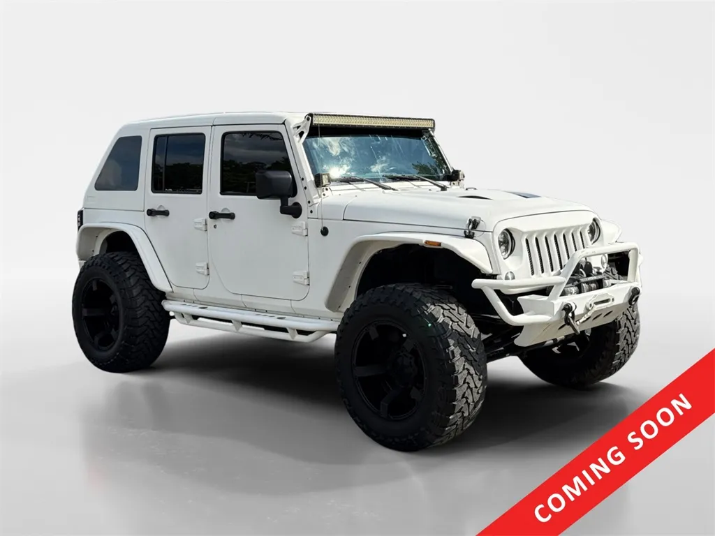 White 2015 Jeep Wrangler Unlimited Sport for sale in Knoxville, TN