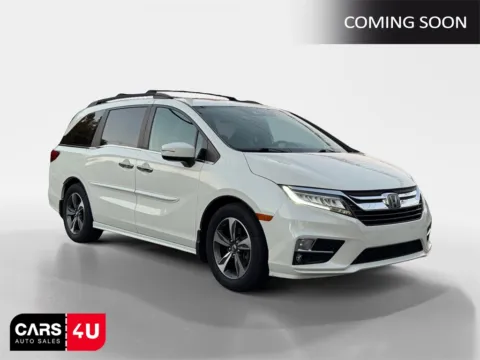 White 2019 Honda Odyssey Touring for sale in Knoxville, TN
