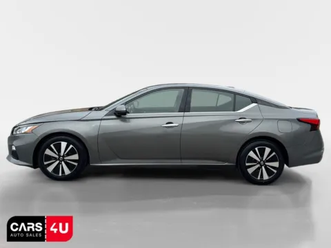 More photos of 2021 Nissan Altima 2.5 SV at Cars 4 U LLC, TN