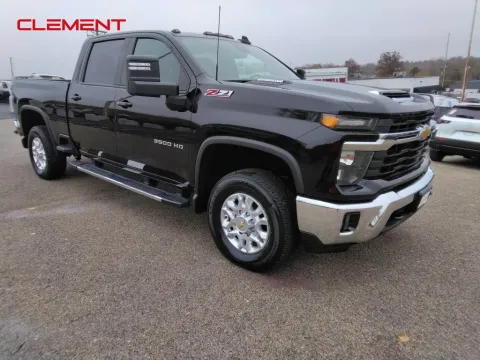 Another view of 2024 Chevrolet Silverado 3500HD LT for sale in Saint Charles, MO at Clement Supercenter