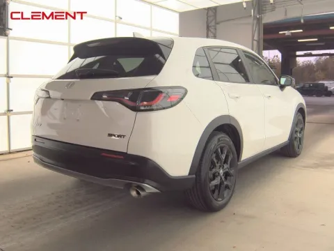 More photos of 2025 Honda HR-V Sport at Clement Supercenter, MO
