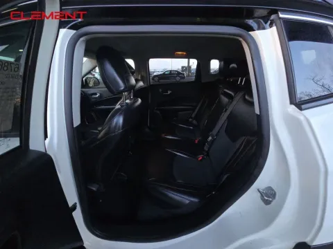 More photos of 2020 Jeep Compass Limited at Clement Supercenter, MO