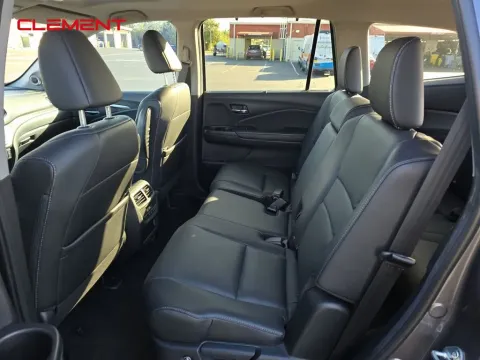 Another view of 2022 Honda Pilot Special Edition for sale in Saint Charles, MO at Clement Supercenter