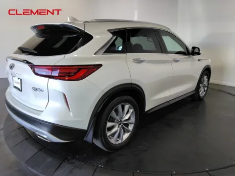 More photos of 2022 INFINITI QX50 ESSENTIAL at Clement Supercenter, MO