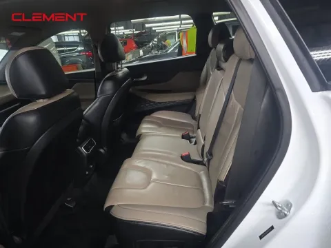 More photos of 2022 Hyundai Santa Fe SEL at Clement Supercenter, MO