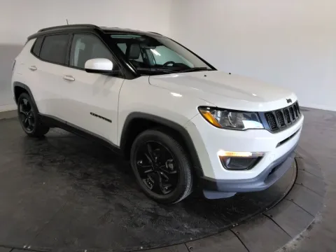 More photos of 2021 Jeep Compass Altitude at Clement Supercenter, MO