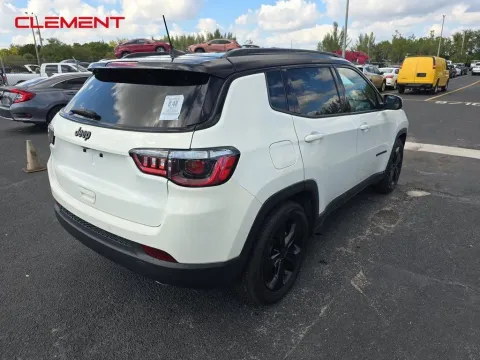 More photos of 2021 Jeep Compass Altitude at Clement Supercenter, MO