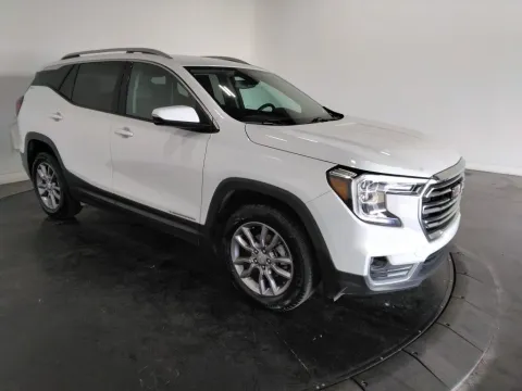 More photos of 2023 GMC Terrain SLT at Clement Supercenter, MO