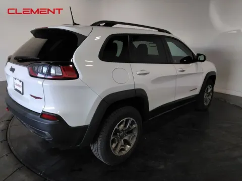 More photos of 2021 Jeep Cherokee Trailhawk at Clement Supercenter, MO