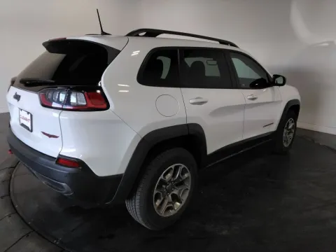 More photos of 2021 Jeep Cherokee Trailhawk at Clement Supercenter, MO