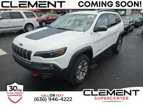 White 2021 Jeep Cherokee Trailhawk for sale in Saint Charles, MO