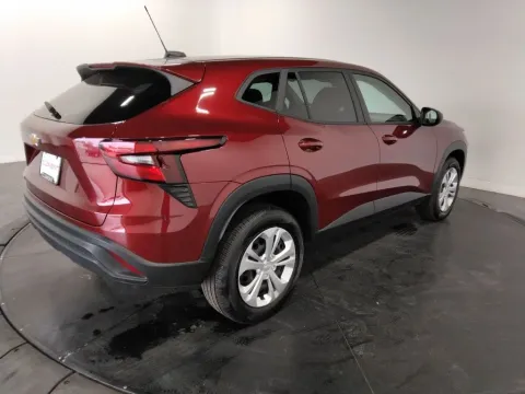 More photos of 2025 Chevrolet Trax LS at Clement Supercenter, MO