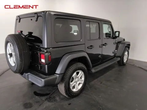 More photos of 2019 Jeep Wrangler Unlimited Sport at Clement Supercenter, MO