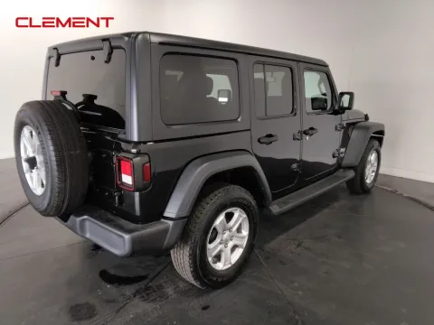 More photos of 2019 Jeep Wrangler Unlimited Sport at Clement Supercenter, MO