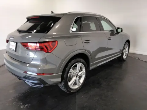 More photos of 2021 Audi Q3 Premium at Clement Supercenter, MO