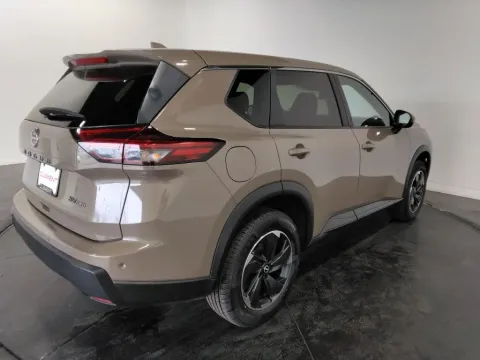 More photos of 2024 Nissan Rogue SV at Clement Supercenter, MO