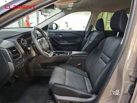 More photos of 2024 Nissan Rogue SV at Clement Supercenter, MO