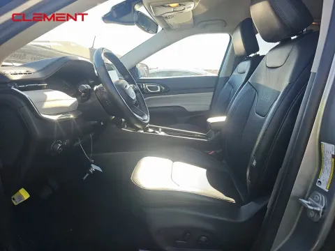 Another view of 2022 Jeep Compass Limited for sale in Saint Charles, MO at Clement Supercenter