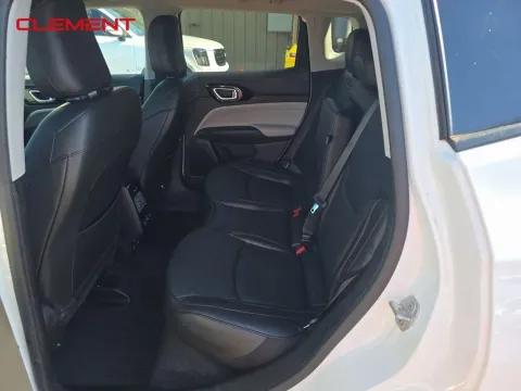 More photos of 2022 Jeep Compass Limited at Clement Supercenter, MO