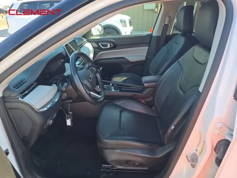 Another view of 2022 Jeep Compass Limited for sale in Saint Charles, MO at Clement Supercenter