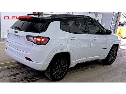 More photos of 2022 Jeep Compass High Altitude at Clement Supercenter, MO