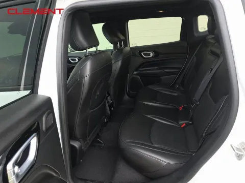 More photos of 2022 Jeep Compass High Altitude at Clement Supercenter, MO