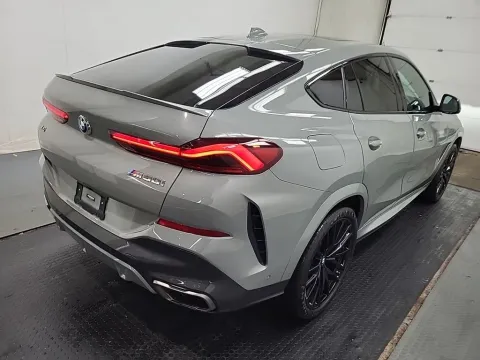 More photos of 2022 BMW X6 M50i at Clement Supercenter, MO