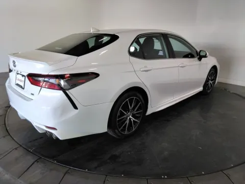 More photos of 2024 Toyota Camry SE at Clement Supercenter, MO