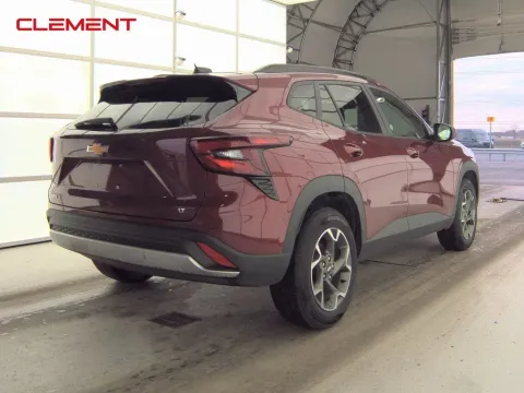 More photos of 2024 Chevrolet Trax LT at Clement Supercenter, MO