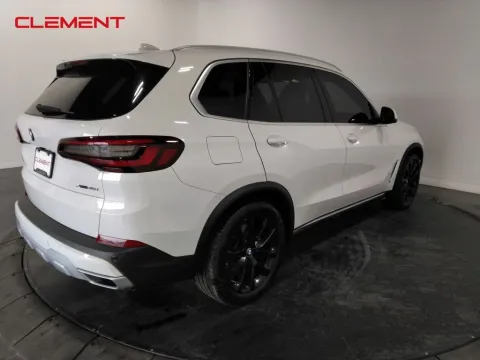 More photos of 2022 BMW X5 xDrive40i at Clement Supercenter, MO