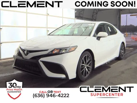 White 2024 Toyota Camry SE for sale in Saint Charles, MO