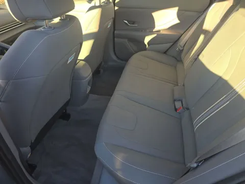 More photos of 2024 Hyundai Elantra SEL at Clement Supercenter, MO