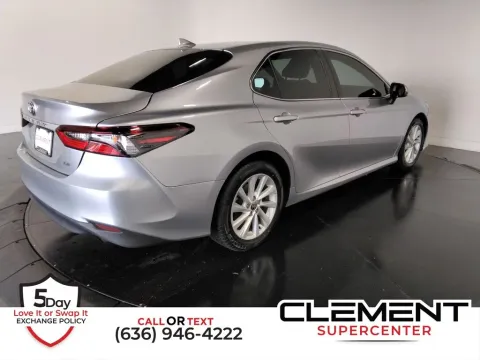 More photos of 2022 Toyota Camry LE at Clement Supercenter, MO