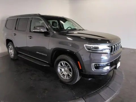 More photos of 2022 Jeep Wagoneer Series I at Clement Supercenter, MO