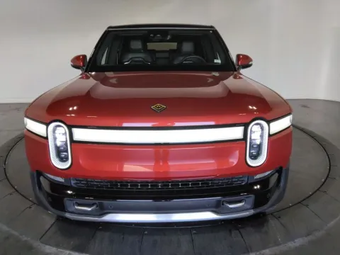More photos of 2023 Rivian R1S Launch Edition at Clement Supercenter, MO