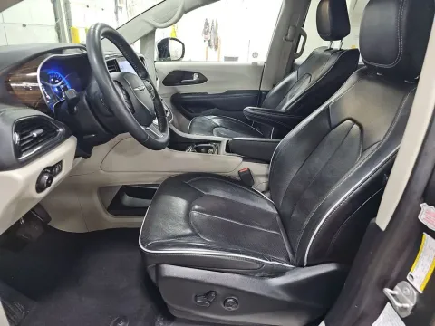 Another view of 2023 Chrysler Pacifica Limited for sale in Saint Charles, MO at Clement Supercenter