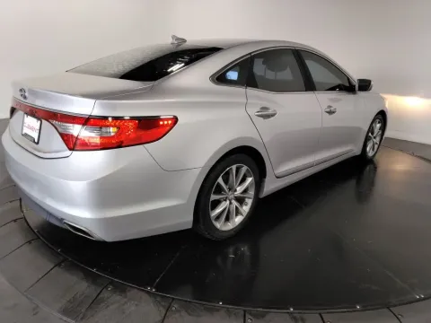 More photos of 2015 Hyundai Azera at Clement Supercenter, MO