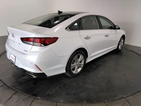 More photos of 2018 Hyundai Sonata Limited at Clement Supercenter, MO