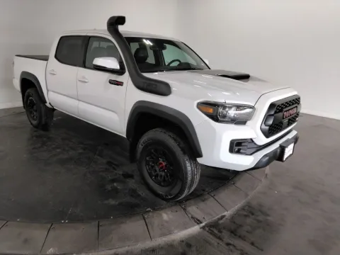 More photos of 2019 Toyota Tacoma TRD Pro at Clement Supercenter, MO