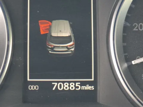 Photos of 2017 Toyota Highlander SE for sale in Saint Charles, MO at Clement Supercenter