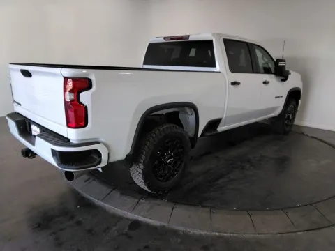 More photos of 2024 Chevrolet Silverado 2500HD LT at Clement Supercenter, MO