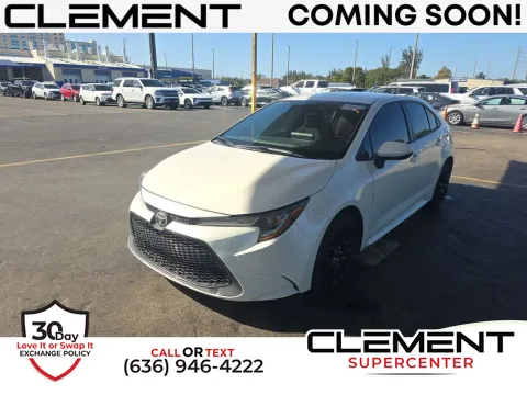 White 2021 Toyota Corolla LE for sale in Saint Charles, MO