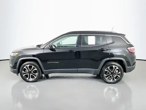 More photos of 2022 Jeep Compass Limited at Clement Supercenter, MO