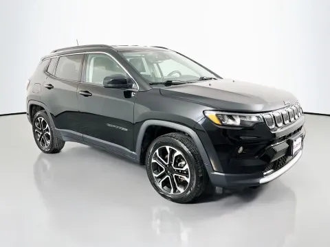 More photos of 2022 Jeep Compass Limited at Clement Supercenter, MO