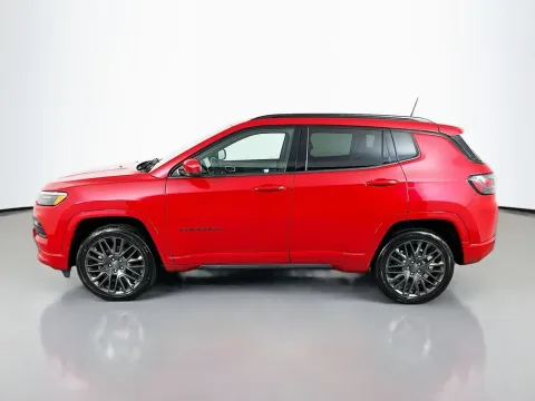 More photos of 2022 Jeep Compass Limited at Clement Supercenter, MO